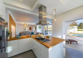 6 Bedroom Villa - Coral Bay, Peyia, Paphos