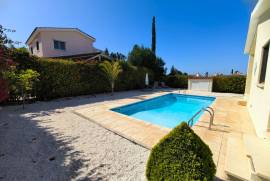 3 Bedroom Plus Office Room Bungalow - Coral Bay, Peyia