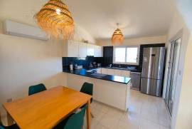 3 Bedroom Plus Office Room Bungalow - Coral Bay, Peyia
