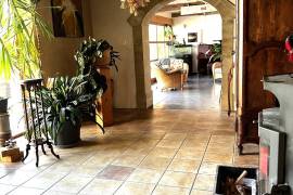 Unique property from 1780 on 4,25 hectares. Plenty of possibilities!