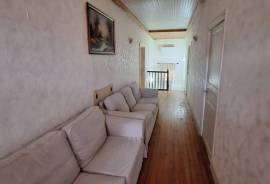 House for sale, 11 rooms - Riguepeu 32320