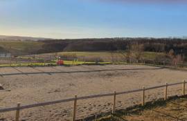 House for sale, 11 rooms - Riguepeu 32320