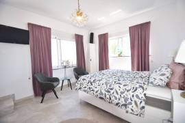 Prachtige gemoderniseerde villa met 5 slaapkamers in Ciudad Quesada