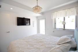 Prachtige gemoderniseerde villa met 5 slaapkamers in Ciudad Quesada