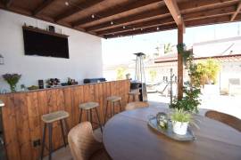 Prachtige gemoderniseerde villa met 5 slaapkamers in Ciudad Quesada