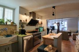 Spacious Fully Renovated Character House With 160 M2 Of Living Space, 5 Bedrooms And A Charming Private Courtyard In A Pleasant Village.