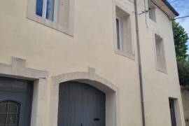 A Fully Renovated Former Winegrower's House With 158 M2 Of Living Space, A Lovely Terrace And Courtyard, Plus A Garage.