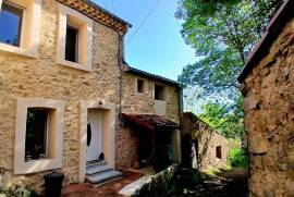Entirely Renovated Former Stone Barn With 3 Bedrooms And Outbuildings With A Pleasant Garden, Set In An Idyllic Environment In The Heart Of The Garrigue.