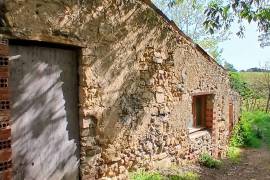 Entirely Renovated Former Stone Barn With 3 Bedrooms And Outbuildings With A Pleasant Garden, Set In An Idyllic Environment In The Heart Of The Garrigue.
