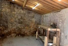 Entirely Renovated Former Stone Barn With 3 Bedrooms And Outbuildings With A Pleasant Garden, Set In An Idyllic Environment In The Heart Of The Garrigue.