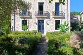 An Imposing Maison De Maitre From The 18th Century, Entirely Renovated, Offering 5 Bedrooms, Stone Outbuilding, Pool, Garden And Magnificent Views.