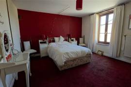 For Sale 4 Bed House, Garden, Pool and Atelier - Magnac Laval 87