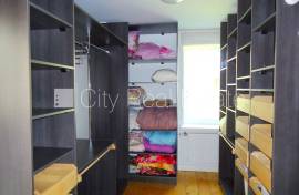 Detached house for rent in Riga district, 330.00m2