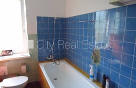 Detached house for rent in Riga district, 330.00m2