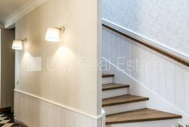 Detached house for rent in Jurmala, 257.00m2