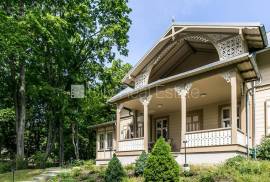 Detached house for rent in Jurmala, 257.00m2