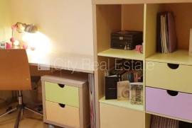 Apartment for sale in Riga, 100.00m2