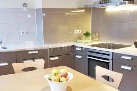 Apartment for sale in Riga, 100.00m2