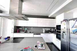 4 Bedroom Villa Plus Studio - Mesogi, Paphos