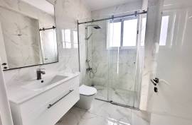 3 Bedroom Top Floor Apartment - Paphos Center