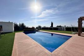 4 Bedroom Villa Plus 1 Bedroom Apartment - Peyia, Paphos