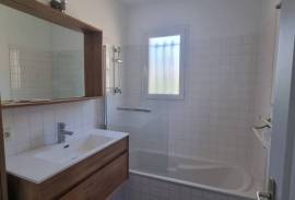 5 room, 109m2 Villa for sale in Lodeve - 298 000 € *