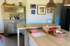 5 room, 109m2 Villa for sale in Lodeve - 298 000 € *