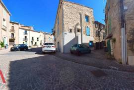 4 room, 98m2 Village house for sale in Nezignan l'eveque - 160 000 € *