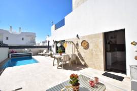 FABULOUS MODERN VILLA WITH POOL IN LO MARABU, CIUDAD QUESADA