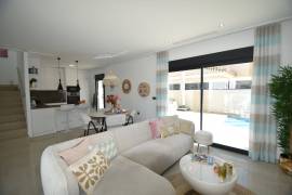 FABULOUS MODERN VILLA WITH POOL IN LO MARABU, CIUDAD QUESADA