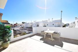 FABULOUS MODERN VILLA WITH POOL IN LO MARABU, CIUDAD QUESADA