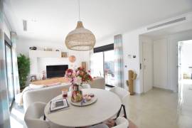 FABULOUS MODERN VILLA WITH POOL IN LO MARABU, CIUDAD QUESADA