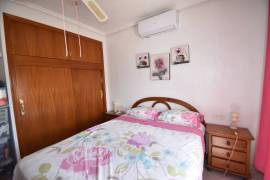 SPACIOUS VILLA NEAR THE CENTRE OF CIUDAD QUESADA