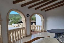 listing listing