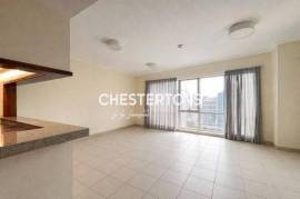 Elegant Large | Bright Interiors | Prime Location
