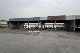 NO AGENT | OPEN YARD SHED | GARAGE PARKING