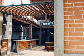 Plaza Malau, Pacific,