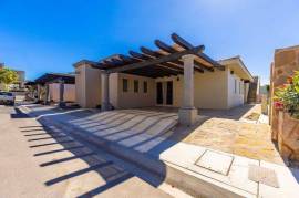 Single Level Corner Home, With Rooftop Ocean & City View, Cabo Corridor,