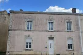 A Beautiful Mansion with Outbuildings in the Heart of Aunac-sur-Charente - €170200