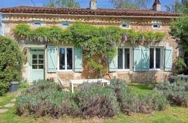 Picturesque Charentaise Farmhouse with Gite, Pool, Barn and Renovation Potential in Peaceful Hamlet - €220,000