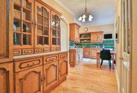 listing listing