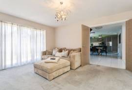 listing listing
