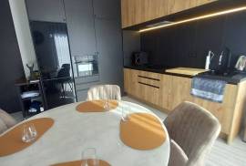 listing listing
