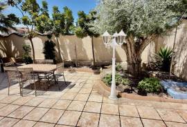 listing listing