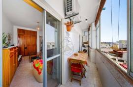 2-bedroom apartment for sale in the center of Portimão 2-bedroom apartment for sale in the center of Portimão