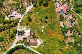 Farm with old house with sea view in Monchique