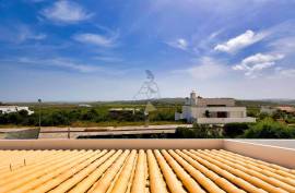 4 bedroom villa in the Pontalgar Urbanization - Mexilhoeira Grande