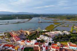 Modern 1 bedroom apartment with river view in Lagoa Modern 1 bedroom apartment with river view in Lagoa