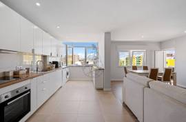 Fully refurbished 2 bedroom apartment, Good sun exposure in Portimão Fully refurbished 2 bedroom apartment, Good sun exposure in Portimão
