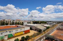 Fully refurbished 2 bedroom apartment, Good sun exposure in Portimão Fully refurbished 2 bedroom apartment, Good sun exposure in Portimão
